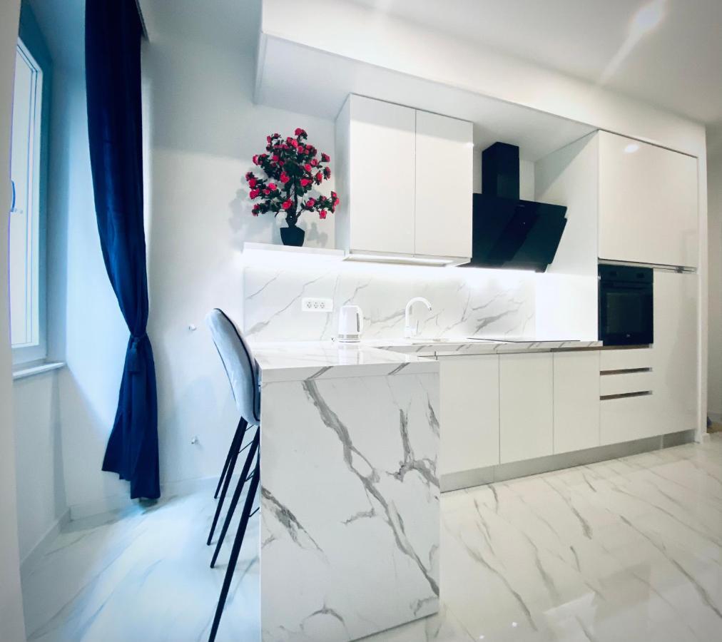 Studio Six Umag Exterior photo